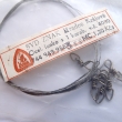 Ocelov� lanka s karabinkou, druh 4060. Cca 18 cm dlouh�, nepostradateln� p�i lovu drav�ch ryb p��vla�nou udic�. Cena 1,20 K�s. V�robce ZNAK HK. Origin�ln� balen� v plastov�m s��ku (5 kus�).