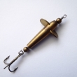 BLESK Buldog, druh 60, velikost 30 mm, 7 g. Mas�vn�, t쾹� devon pro hlub�� vl��en�. Mosazn�.