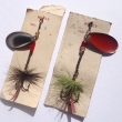 *Rota�n� t�pytky typu Jiskra (trojh��ek montovan� s um�lou mu�kou), velikost l�i�ky 28 mm. Niklovan�, spodn� strana �erven� lakovan�. Origin�ln� balen� na kart� (vpravo p�v. ur�eno k adjustaci t�pytky Hron).