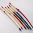 Brčkový splávek, délka 170 až 200 mm. Přírodní brčkový splávek s červeně lakovanou špičkou, nebarvený nebo barevně lakovaný, s gumovým kroužkem na brčku a se silonovým očkem na dolním konci brčka. Výrobce ZNAK HK.