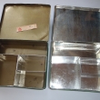 Krabi�ka kovov�, druh 5019. ��eln� vy�e�ena pro dobr� uskladn�n� spl�vk�, t�pytek a jin�ch pom�cek za lidovou cenu. V�robce DIK a ZNAK HK.