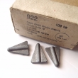 Olovo Delta (D�lta), druh 922, 30 mm, 15 g. Ploch� ol�vko vyr�b�n� ve 3 velikostech (v�ha 15 g, 25 g a 40 g). Cena 1,40 K�s. V�robce ZNAK HK. Velkoobchodn� balen� v kartonov� krabi�ce (100 kus�).